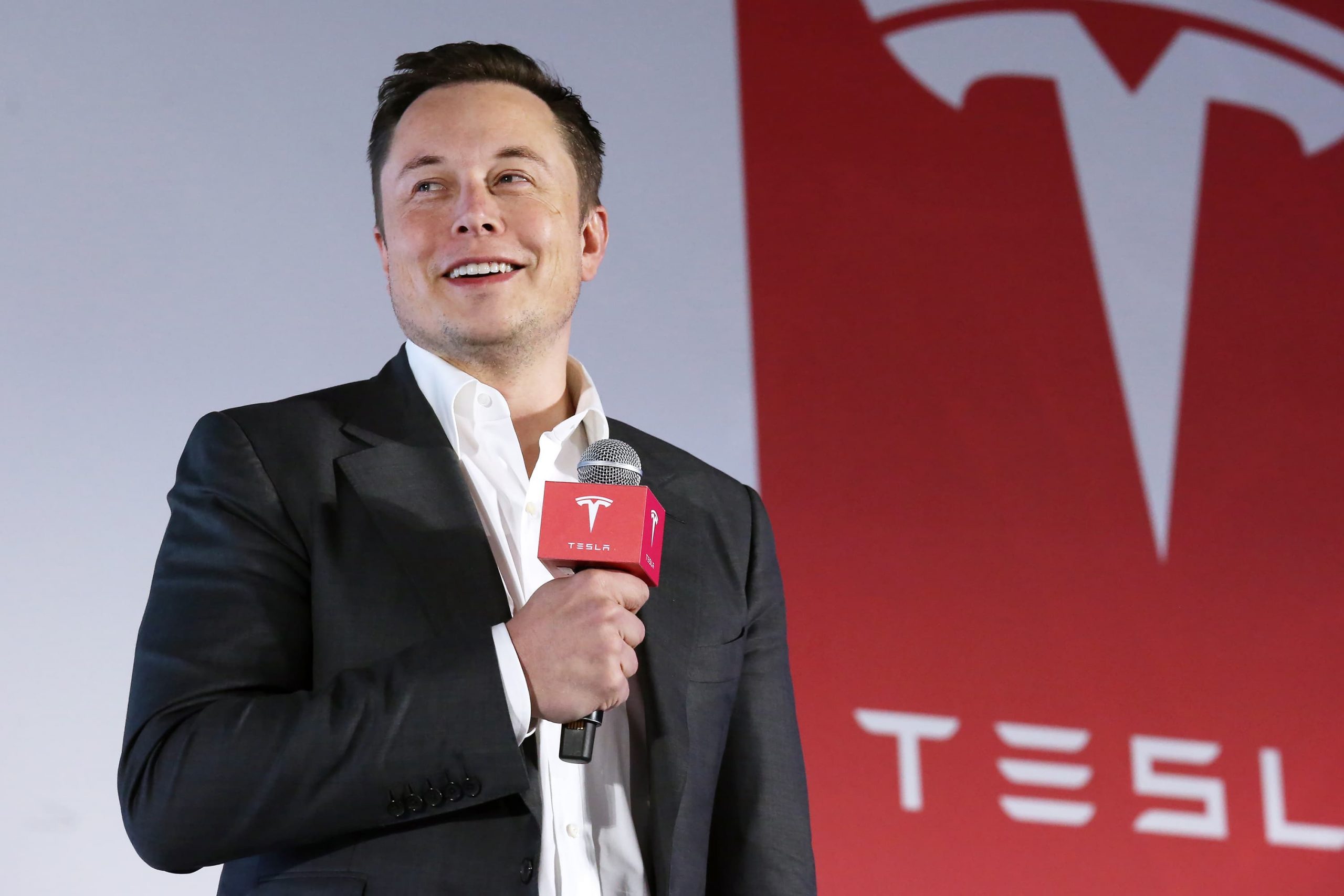 202208Elon-Musk-scaled-1