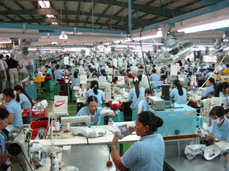 202302nike-factory