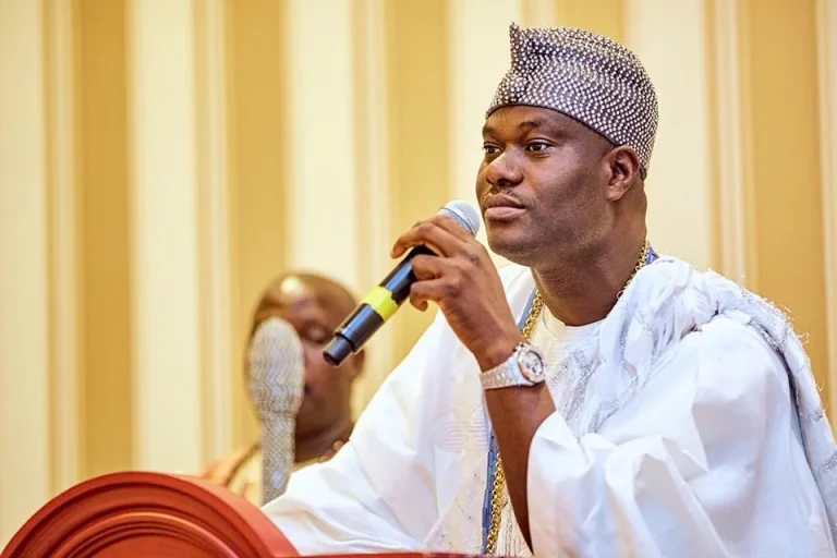 202312Oba-Enitan-Adeyeye-Ooni-of-Ife