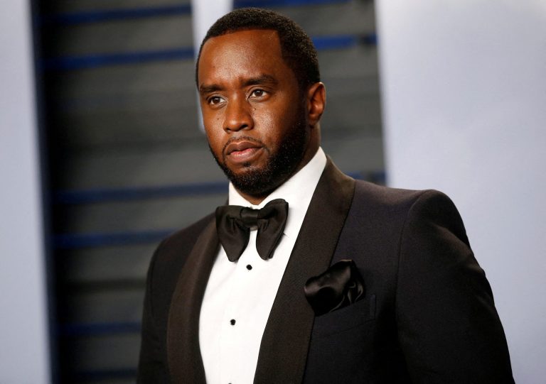 2025052025-04-27T094635Z_284877215_RC286EA7D2R0_RTRMADP_3_PEOPLE-SEAN-COMBS-JURY-scaled-1