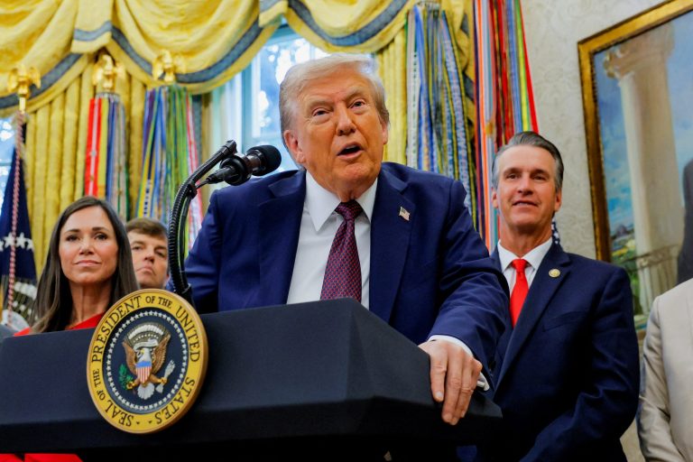2025092025-09-02T193641Z_1791940261_RC2VJGAGG9X9_RTRMADP_3_USA-TRUMP-scaled-1