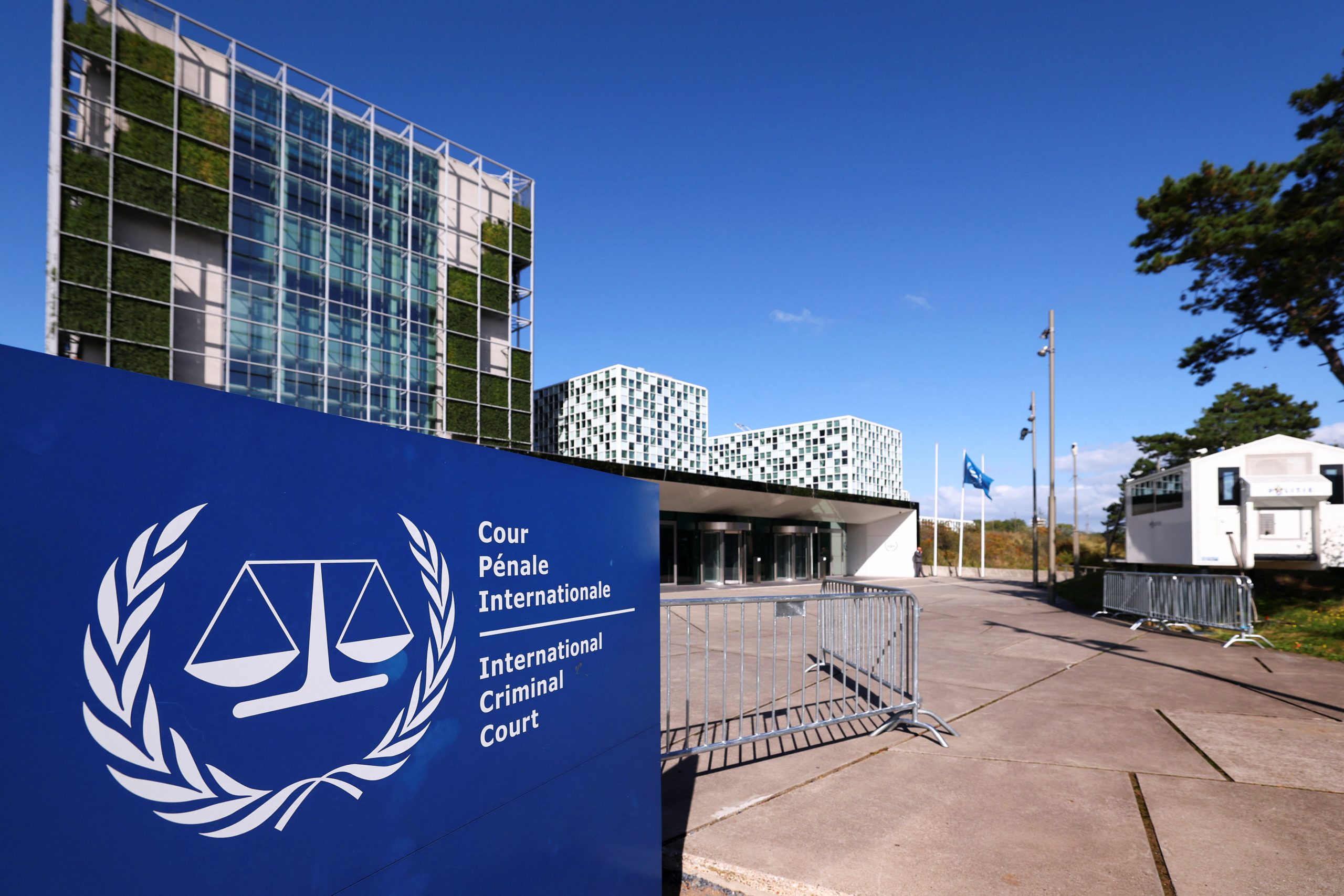 2025092025-09-22T164247Z_1036899969_RC20XGACPQGO_RTRMADP_3_USA-TRUMP-ICC-SANCTIONS-scaled-1