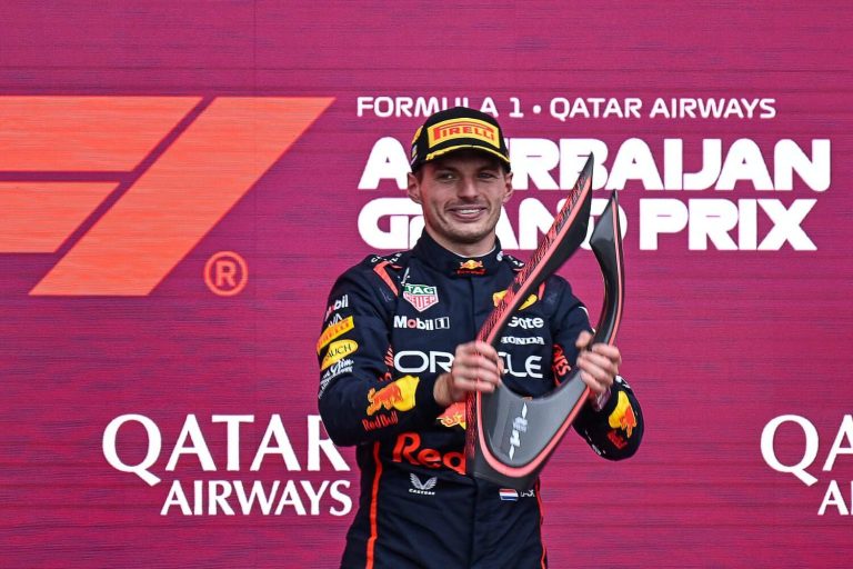 AUTO-PRIX-F1-AZE-PODIUM