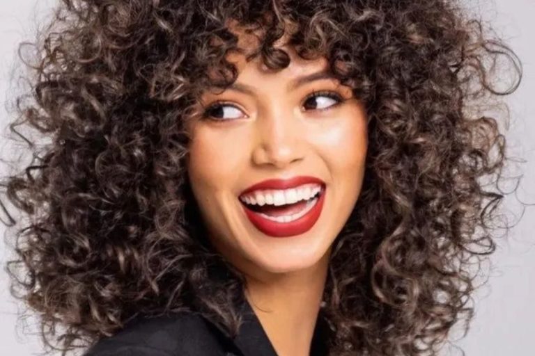 202509Bridgette-Jones-miss-sa-2025-