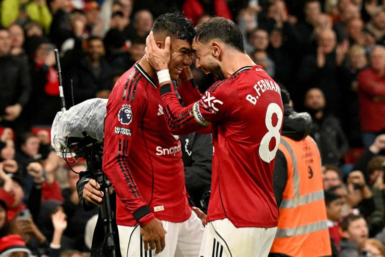 FBL-ENG-PR-MAN UTD-CHELSEA