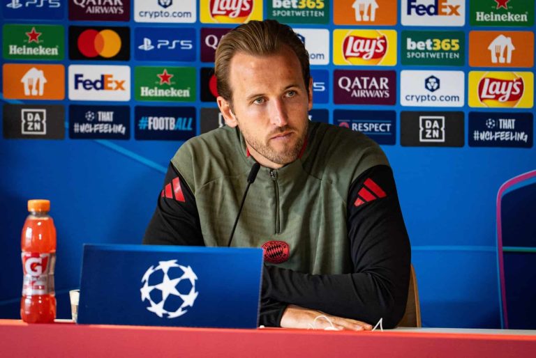 FBL-EUR-C1-BAYERN MUNICH-PRESSER