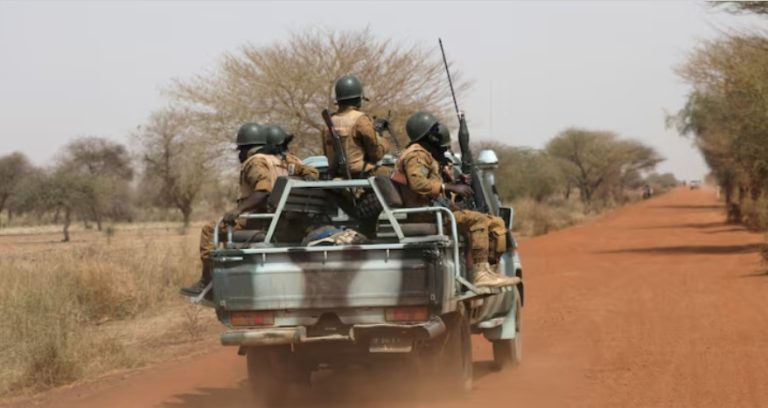 202509Jihadists-Cut-Off-Mali-Trade-Routes