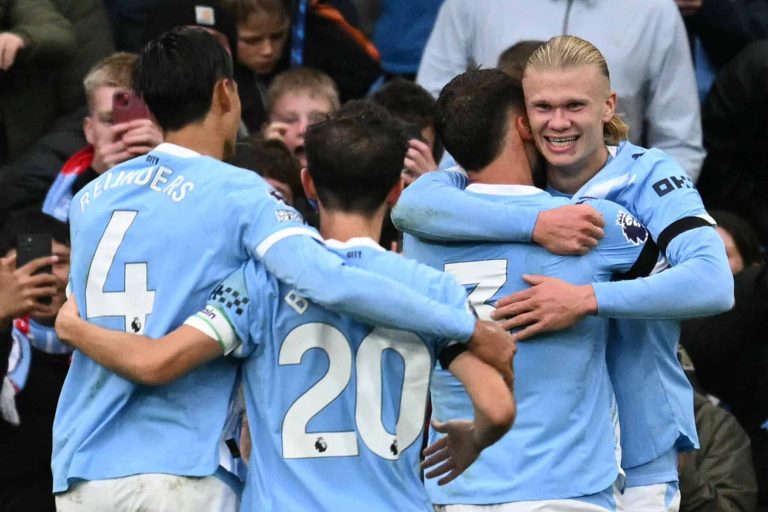 FBL-ENG-PR-MAN CITY-MAN UTD