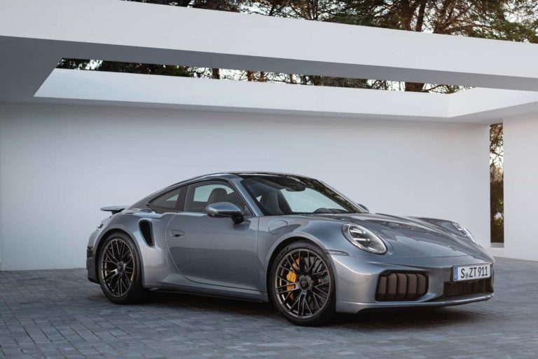 202509Porsche-911-Turbo-S-Front
