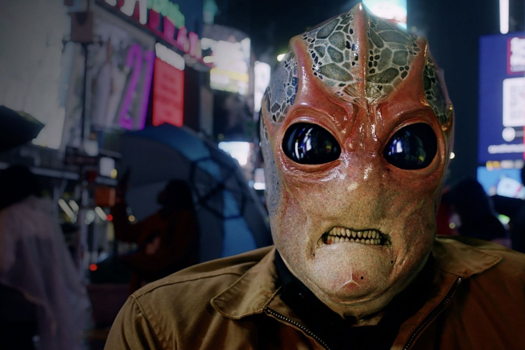 202509Resident-Alien-1