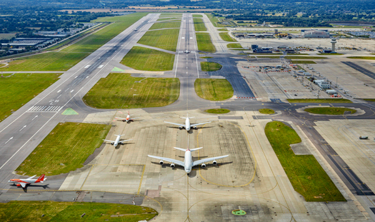 202509Second-Runway-At-Gatwick-Airport