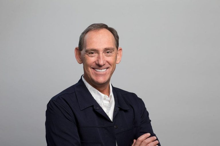 202509Woolies-CEO-receives-massive-performance-bonus-despite-sluggish-results