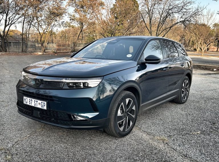 202509opel-grandland-review-front