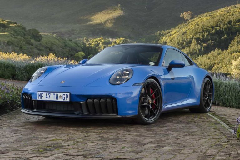 202509porsche-911-gts-front