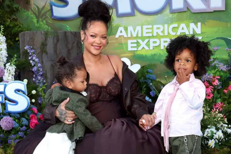 202509rihanna-baby-number-three