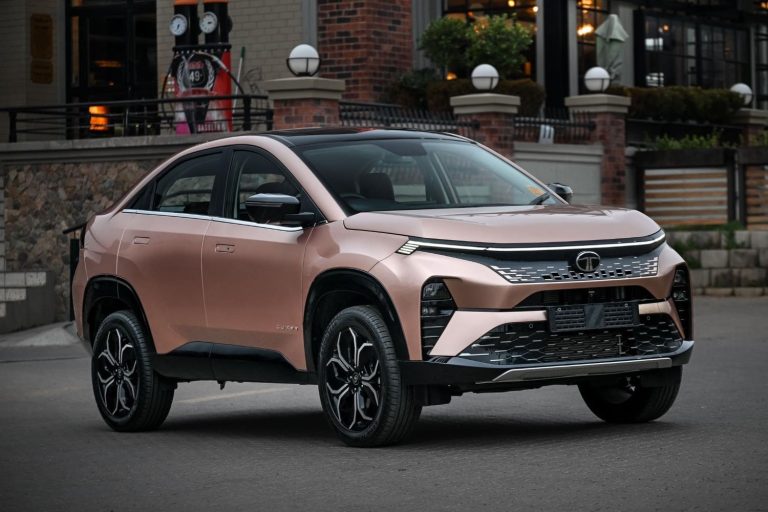 202509tata-curvv-front