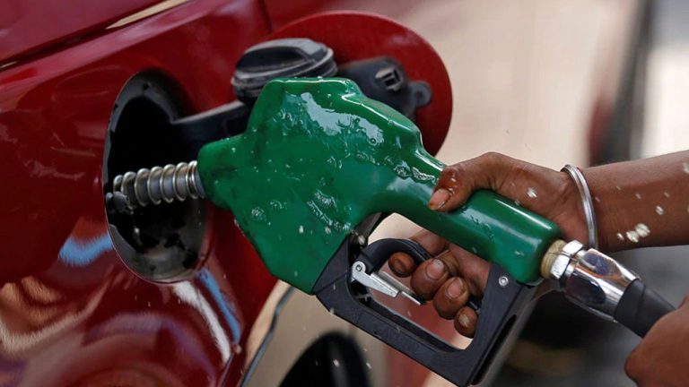 Petrol-Pump-gAVV3j