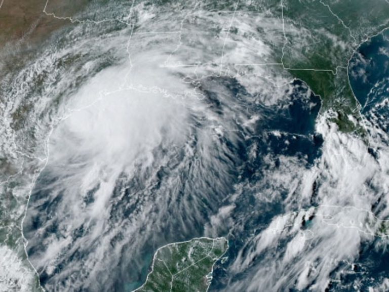 202109Hurricane-Nicholas