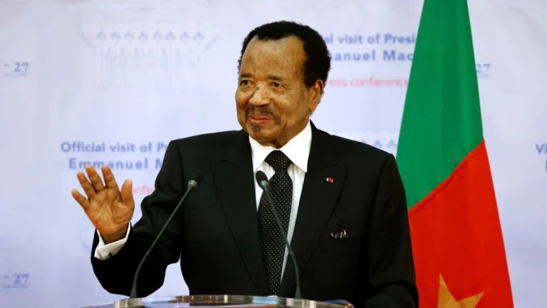 202211Paul-Biya