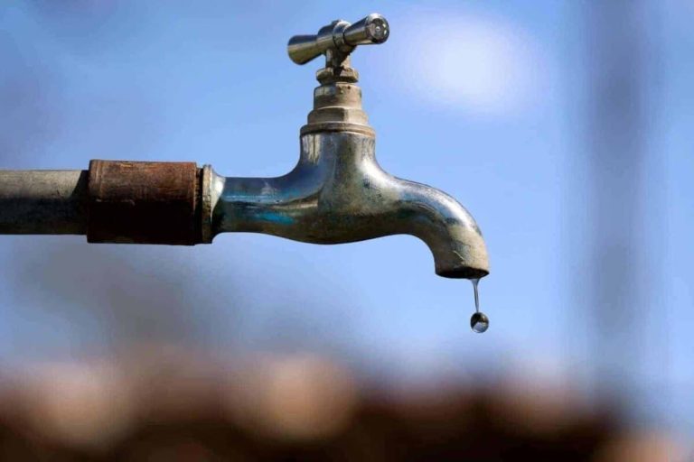 202505Taps-run-dry-in-Merafong-after-municipality-defaults-on-bill