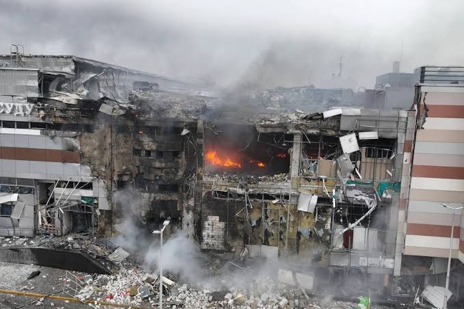 202509Russia-Launches-Largest-Airstrike-Of-War-On-Ukraine-Torches-Government-Building