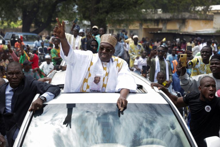 2025102025-10-14T105743Z_341558371_RC2B2HA2OTNM_RTRMADP_3_CAMEROON-ELECTION-TCHIROMA-scaled-1