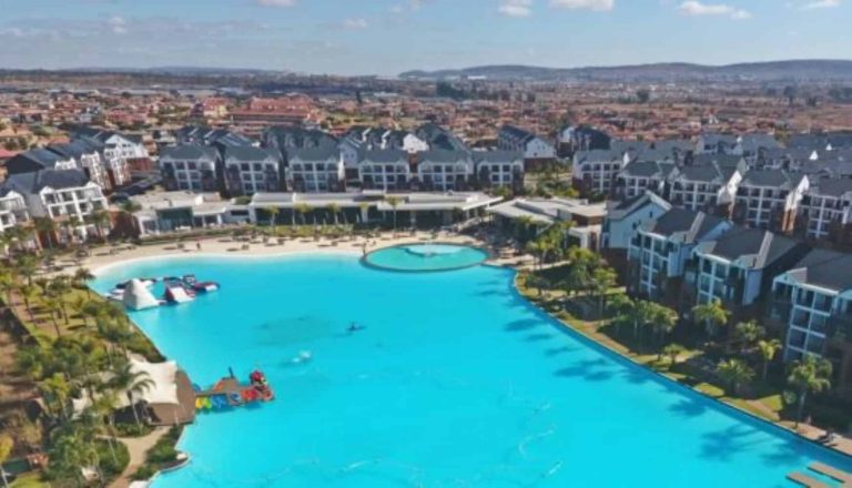 202510Balwin-Crystal-Lagoon