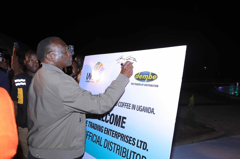 202510Chief-Justice-Alfonse-Owiny-Dollo-flags-off-Inspire-Africa-coffee
