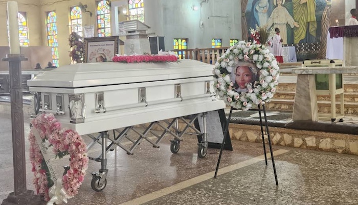 202510Family-Peter-Obi-Others-Mourn-as-Arise-News-Anchor-Sommie-Maduagwu-is-Interre2