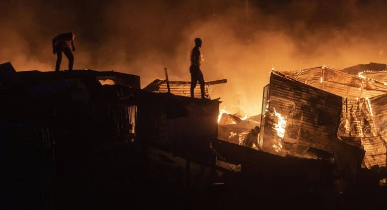 202510Fire-informal-settlement