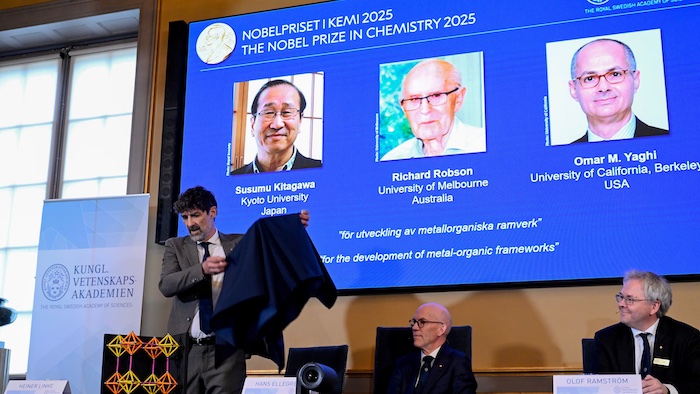 202510Kitagawa-Robson-and-Yaghi-Win-Nobel-Prize-in-Chemistry-for-Metal-Organic-Frameworks-Breakthrough