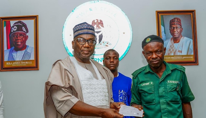 202510Kwara-Governor-AbdulRazaq-Donates-N180m-To-Families-Of-Slain-Guards-Community-Victims