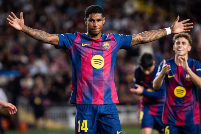 FOOTBALL - CHAMPIONS LEAGUE - BARCELONA v OLYMPIACOS