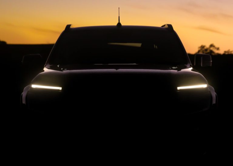 202510New-Nissan-Navara-to-debut-in-Oceania-_Teaser-1