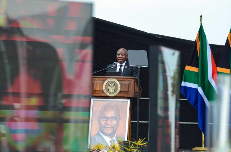202510Ramaphosa-Nathi-Mthethwa-funeral