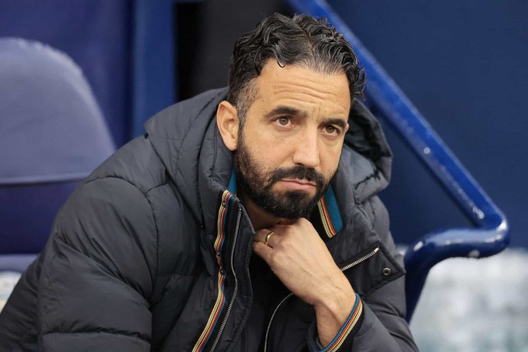 FOOTBALL - ENGLISH CHAMP - MANCHESTER CITY v MANCHESTER UNITED