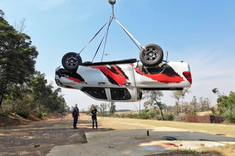 202510SVI-Toyota-Hilux-Toughness-Drop