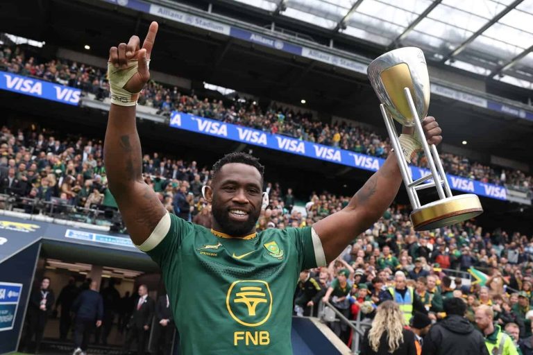 202510Siya-Kolisi-trophy-1