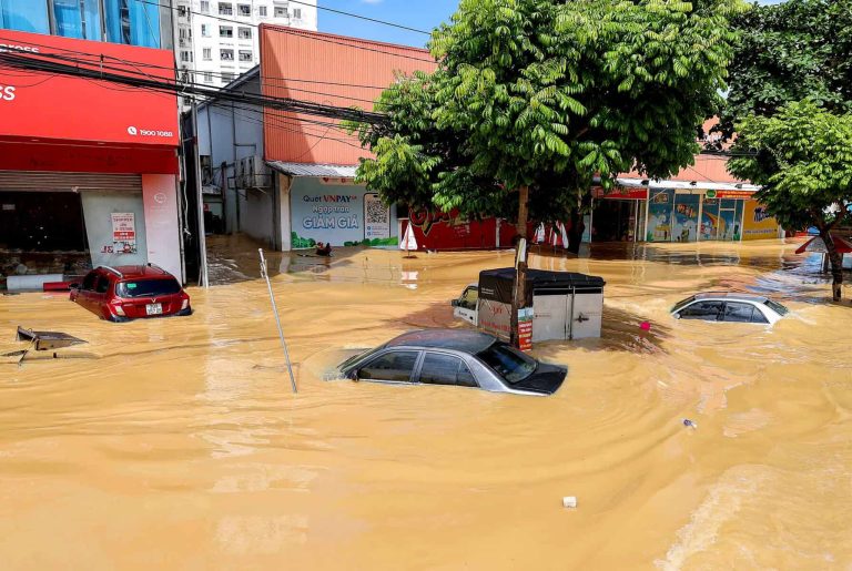 VIETNAM-FLOOD-CLIMATE-ENVIRONMENT