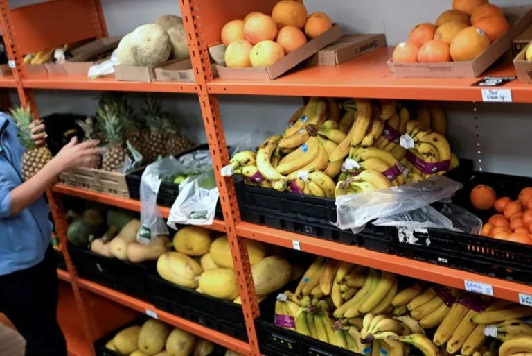 202510US-Government-To-Halt-Food-Aid-Payments