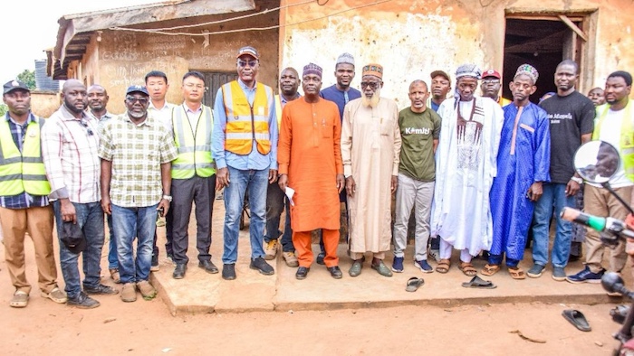202510Umahi-Sends-Delegation-To-Console-With-Essan-Community-After-Tragic-Tanker-Blast-in-Niger-State