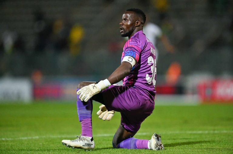Football - 2025 Carling Knockout Cup - Last 16 - Mamelodi Sundowns v Marumo Gallants - Lucas Moripe Stadium - Pretoria