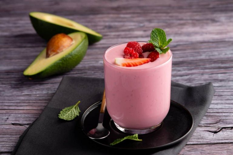 202510avocado-smoothie-recipe