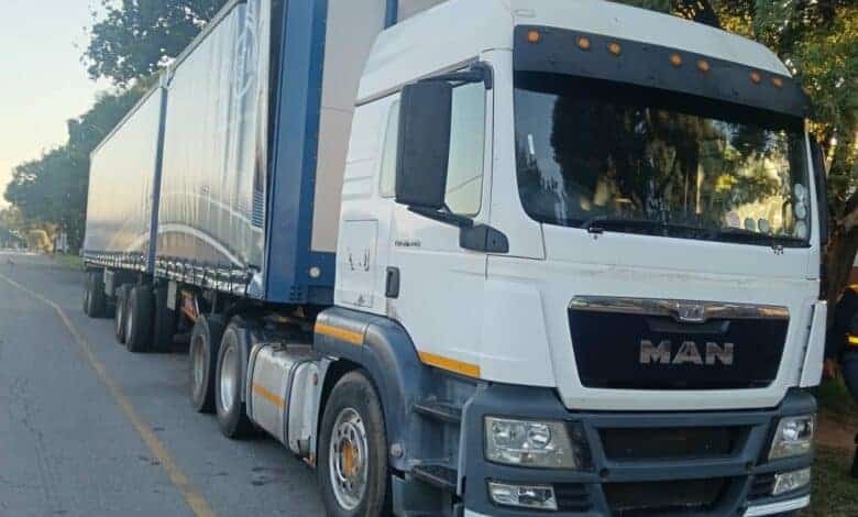 202510grcoeries-truck-Parys