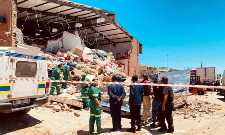 202510student-store-collapse