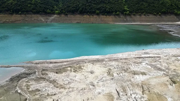 83a9589754f1a55c214b6f4d4f104e97