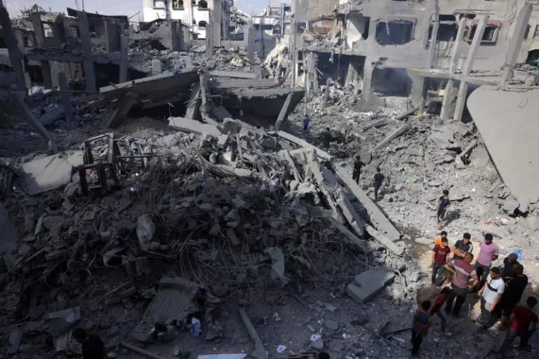 IsraelGaza-GettyImages-2214393133