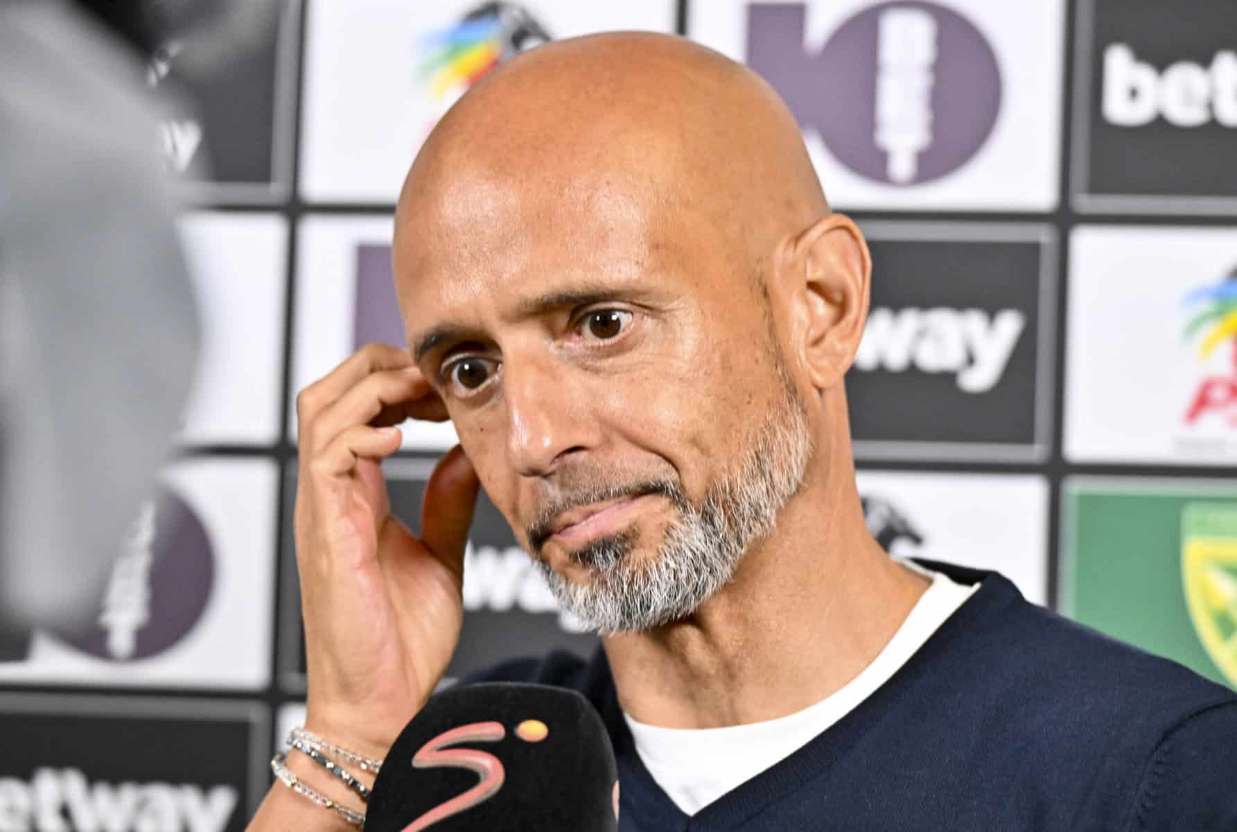 Football - Betway Premiership 2025/26 - Golden Arrows v Mamelodi Sundowns - King Zwelithini Stadium - Durban