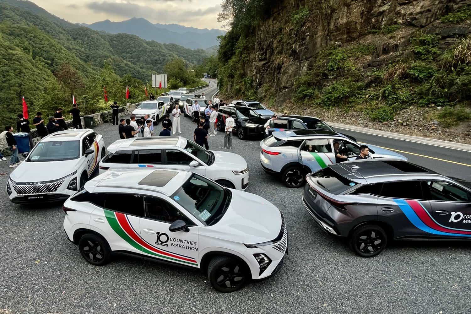 202510Omoda-C5-HEV-Group