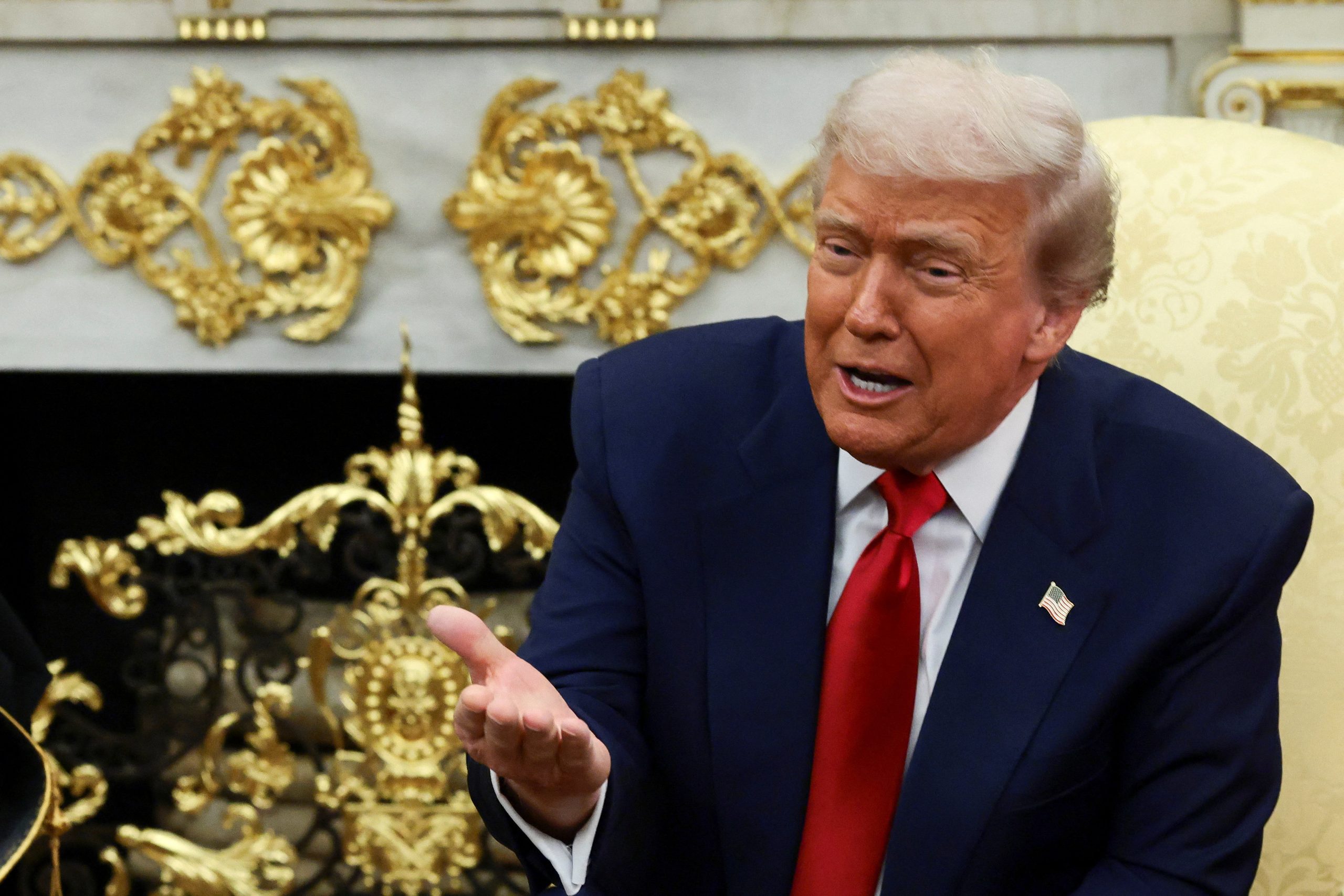 2025112025-11-18T191817Z_291107448_RC25ZHASM5SB_RTRMADP_3_USA-SAUDI-scaled-1